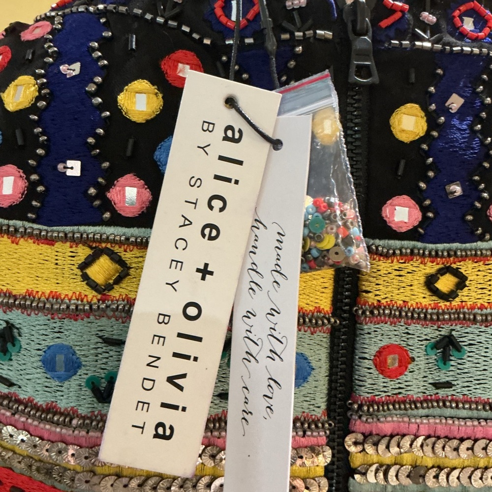 Alice and Olivia Dress NWT Embellished Beaded Embroidered Size 6 - Picture 9 of 13